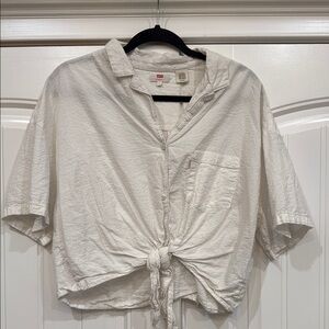 Levi’s Button-Up Tie Front Shirt